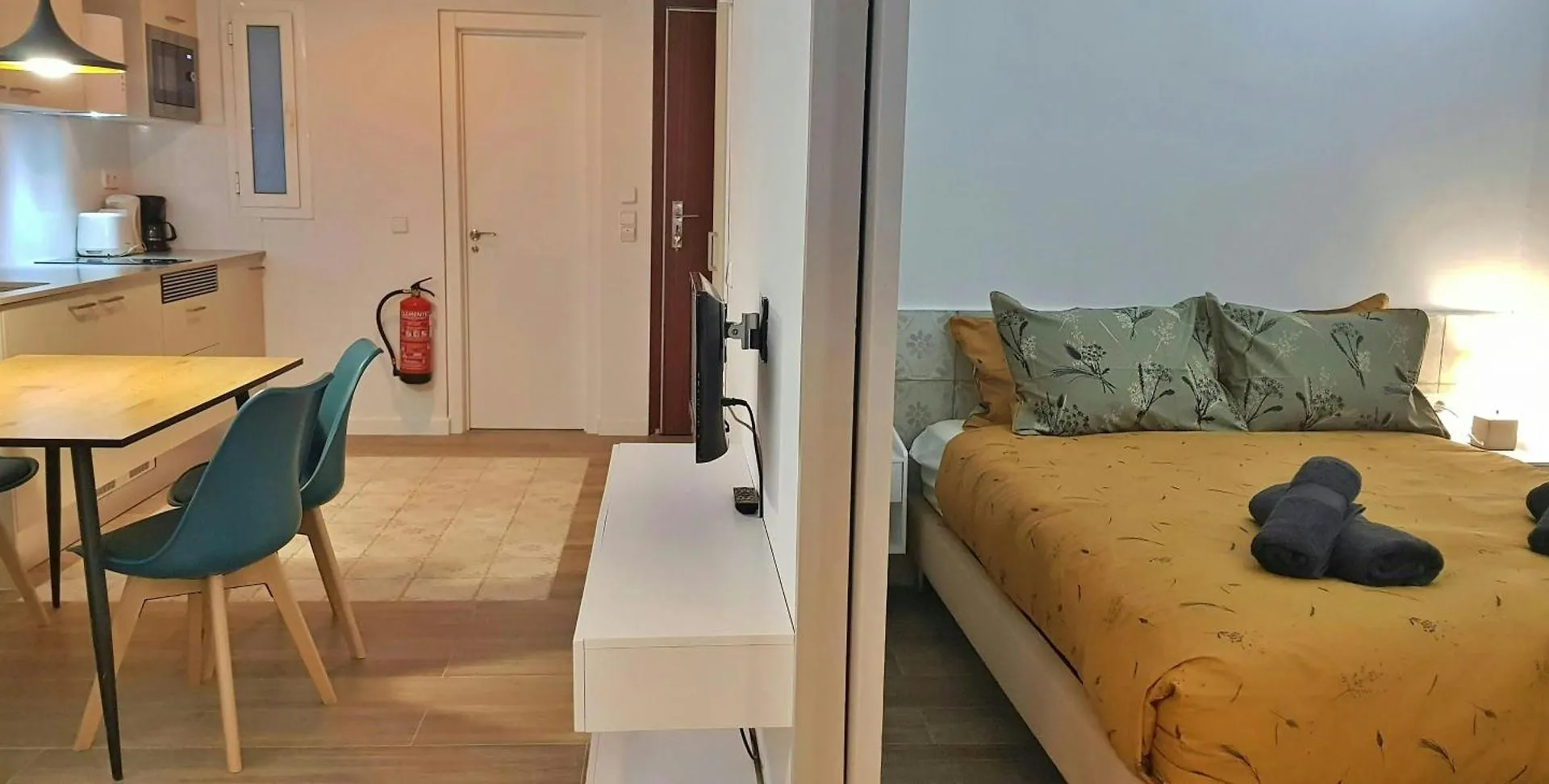 Sant Antoni 3 - Downtown Barcelona. Modern Apartment Barcelona