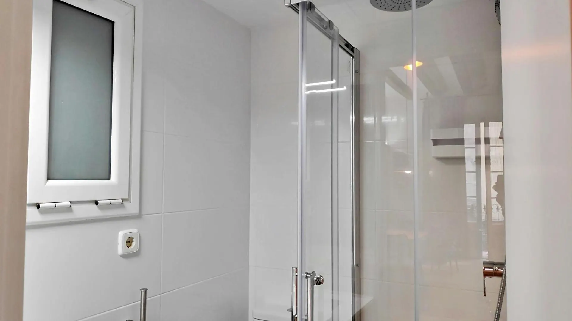Apartament Sant Antoni 3 - Downtown Barcelona. Modern Hiszpania